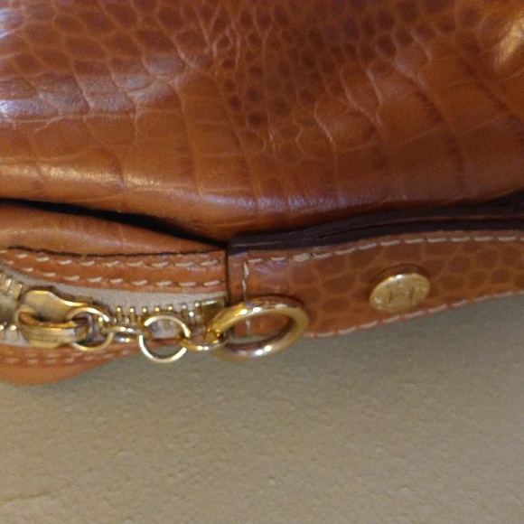 VGUC. Vintage Michael Michael kors alligator print leather handbag. - Picture 7 of 16